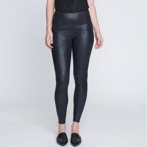 NWT Women's Size Large Seven7 ULTRA HIGH RISE SCULPTING LEGGING